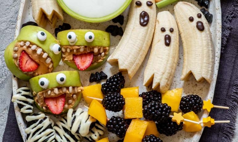 Halloween, Candy + Kids - How to Keep Halloween Healthy and Fun– The ...